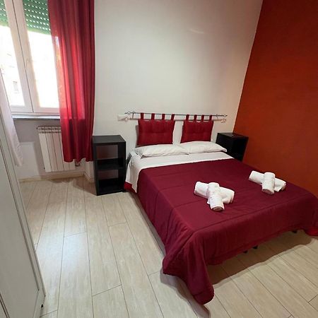 Md House Bed & Breakfast Civitavecchia Exterior foto